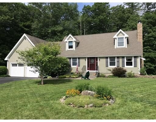 Property Photo:  4 Hillside Road  MA 01749 