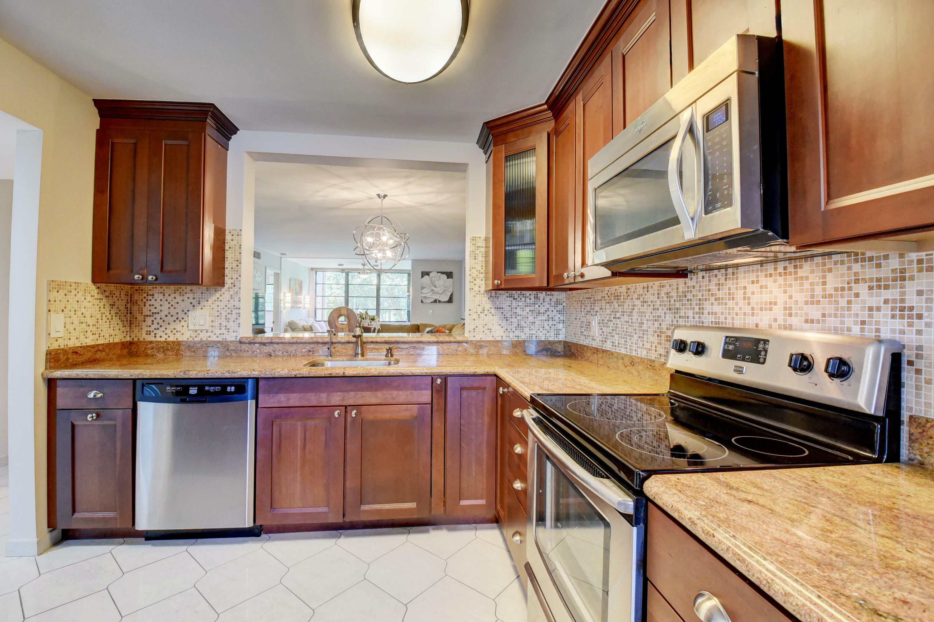 Property Photo: 15075 Witney Road 206 FL 33484