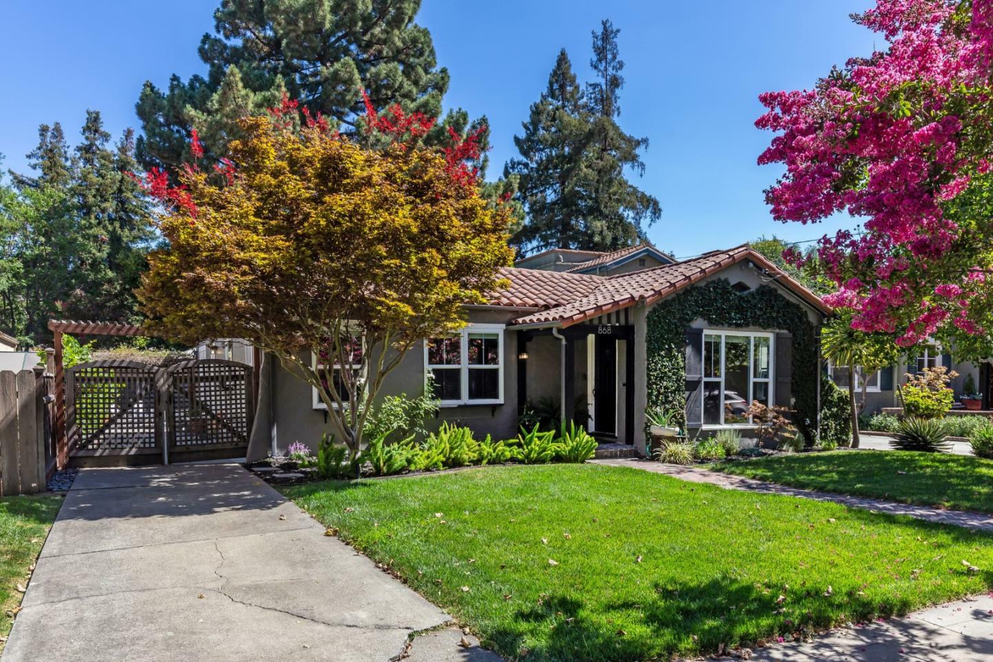 Property Photo: 868 Nevada Avenue CA 95125