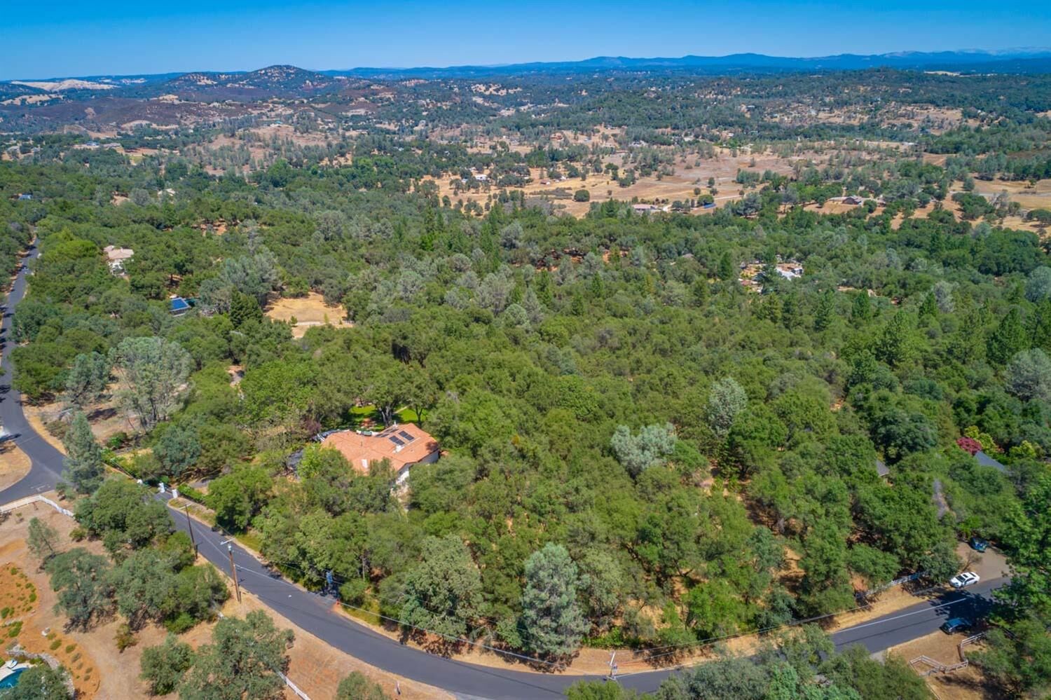 Property Photo: 2531 Sleepy Hollow Drive CA 95682