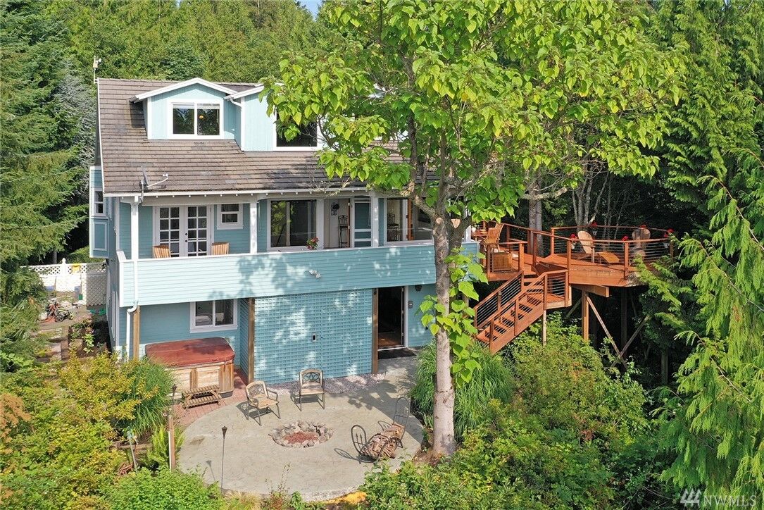 Property Photo:  27170  Woodpecker Hill Road NE  WA 98370 