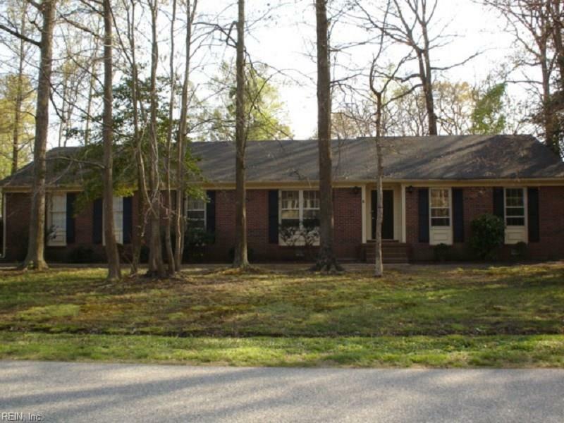 Property Photo:  106 Fielding Lewis Drive  VA 23693 