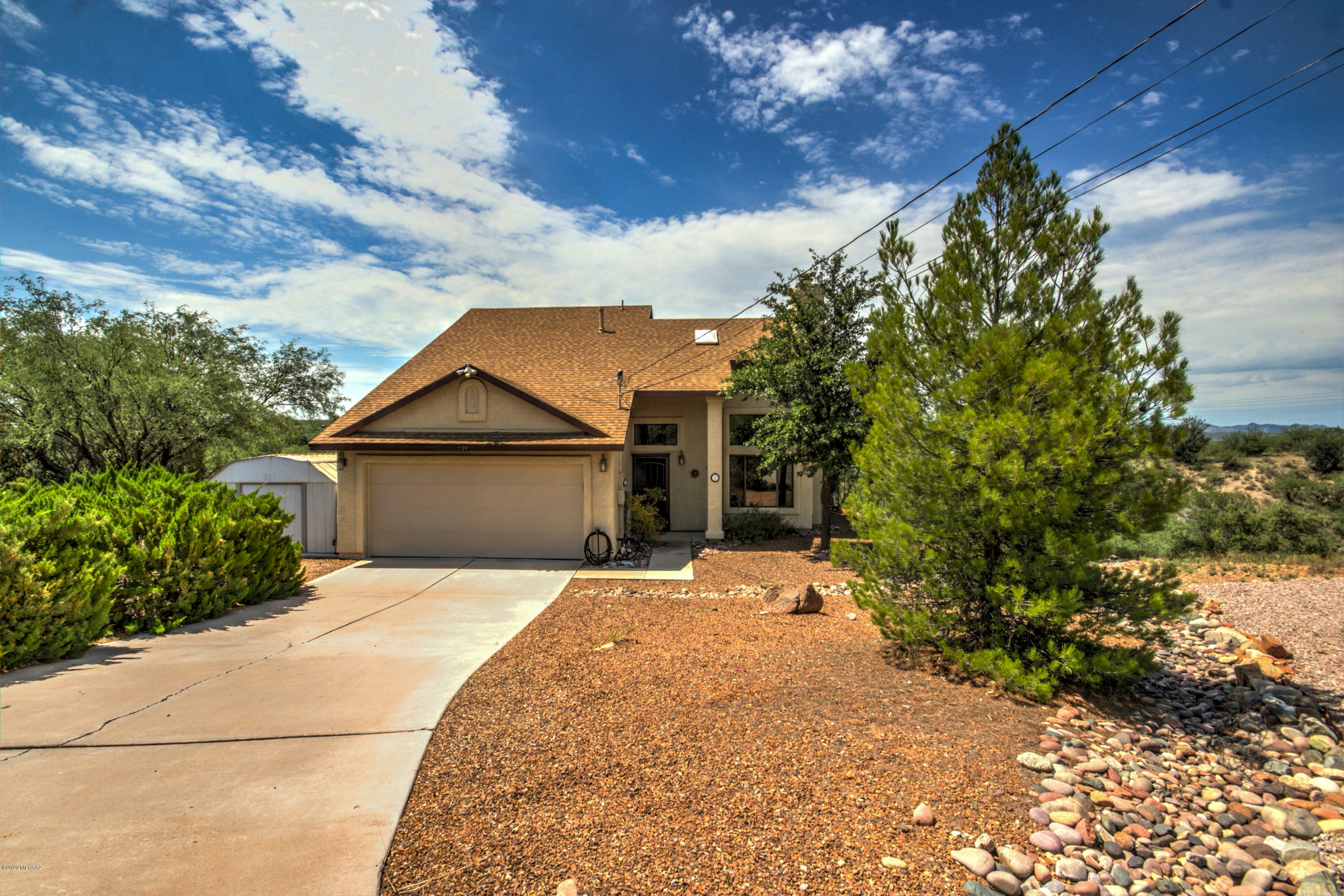 Property Photo:  1124 Raro Court  AZ 85648 