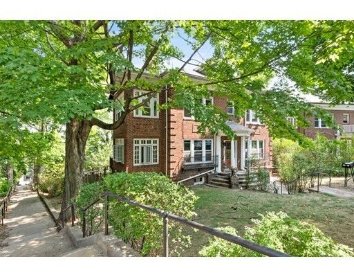 Property Photo:  102 Addington Rd 2  MA 02445