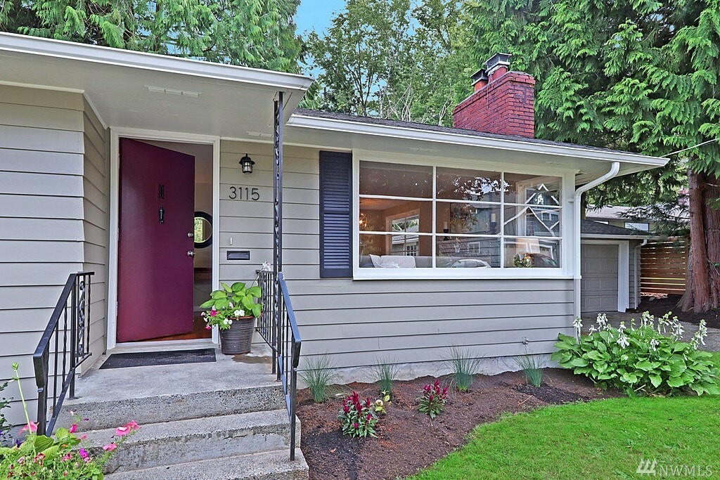 Property Photo:  3115 NE 80th St  WA 98115 