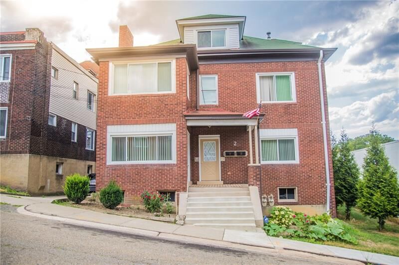 Property Photo:  2 Blaine St  PA 15226 