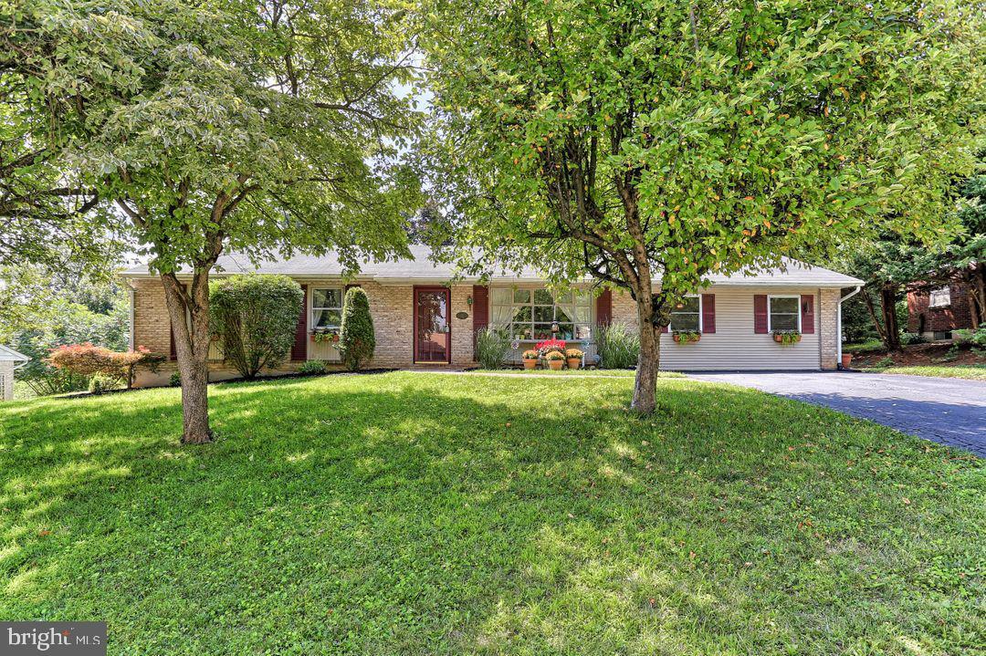 Property Photo:  22 Culpepper Road  PA 17361 