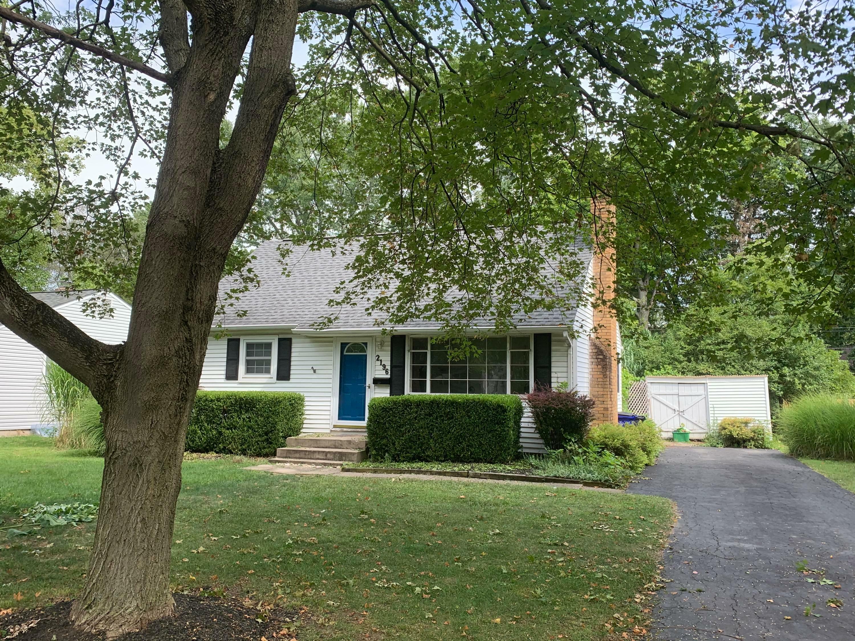 Property Photo:  2196 Bristol Road  OH 43221 