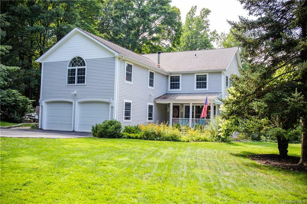 Property Photo:  11 Racoon Lane  NY 12518 