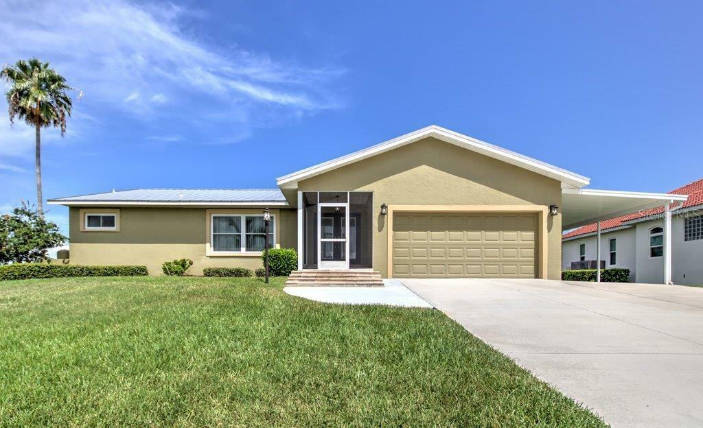 Property Photo:  817 Eagle Lane  FL 33572 