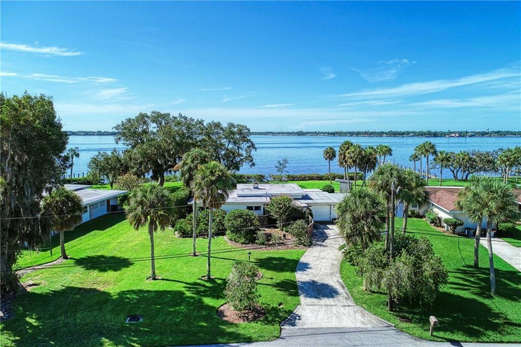 Property Photo:  361 Shore Drive  FL 34222 