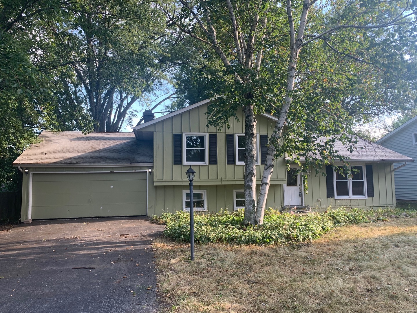 Property Photo: 28W758 Barnes Avenue IL 60185