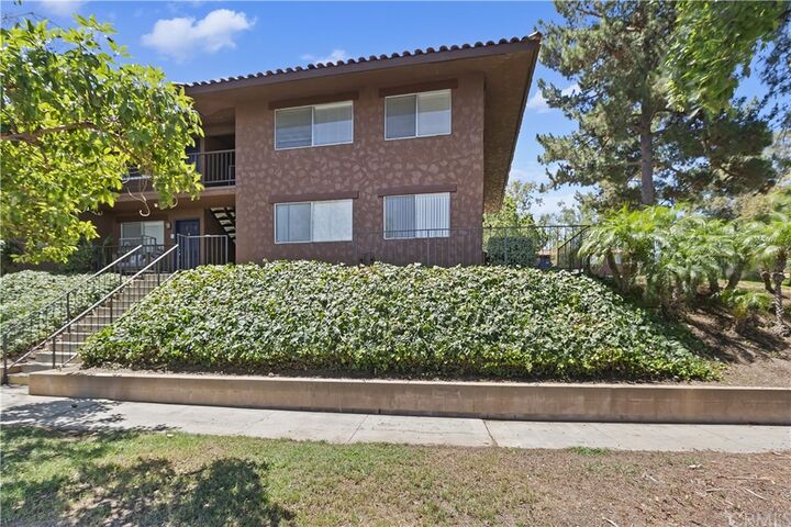 Property Photo: 1434 Chalgrove Drive H CA 92882
