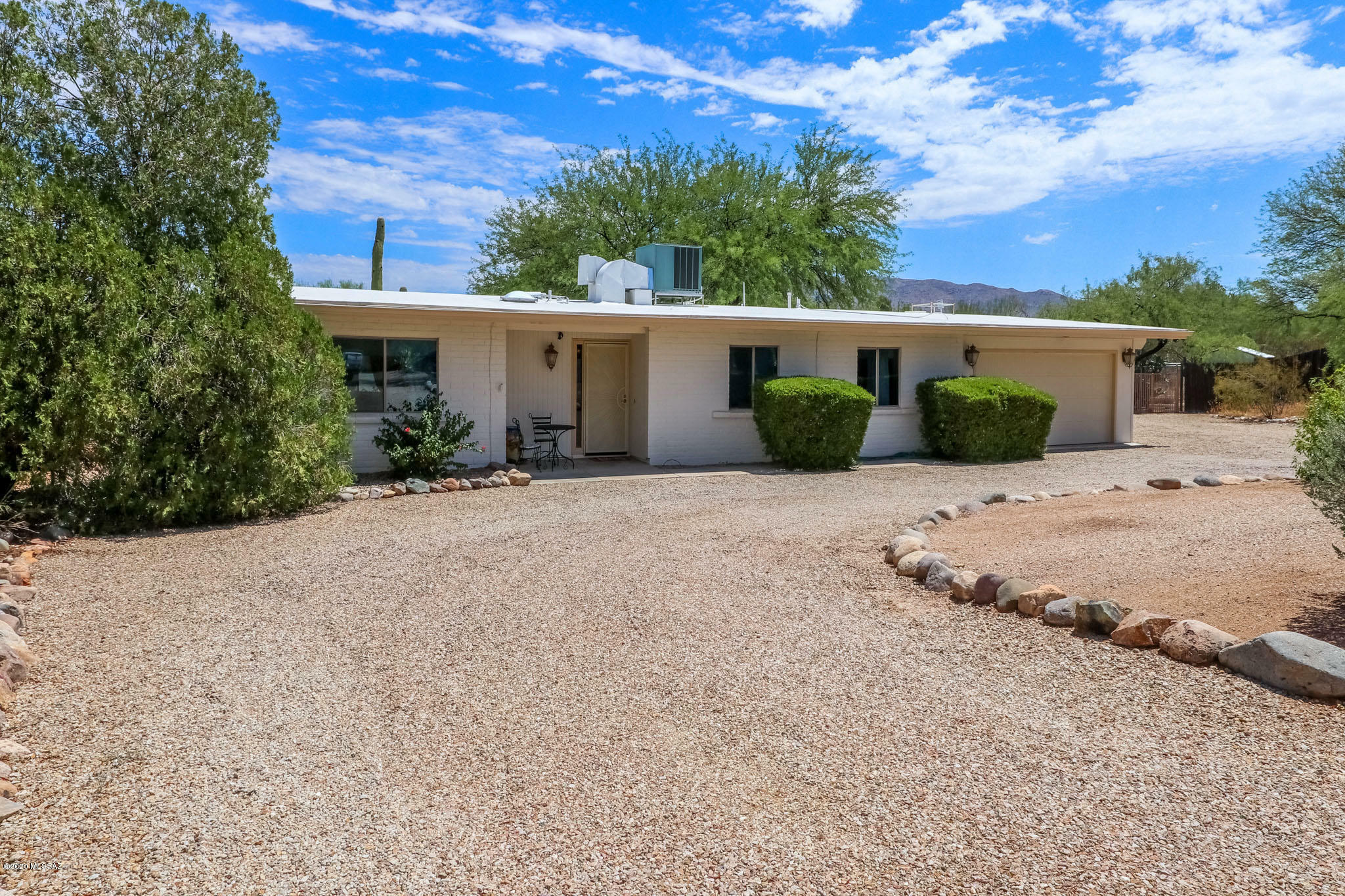 Property Photo:  1825 S Ceylon Place  AZ 85748 