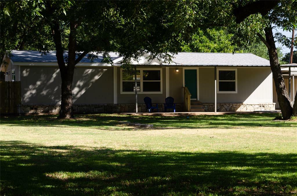 Property Photo:  510 Daisy Drive  TX 76049 