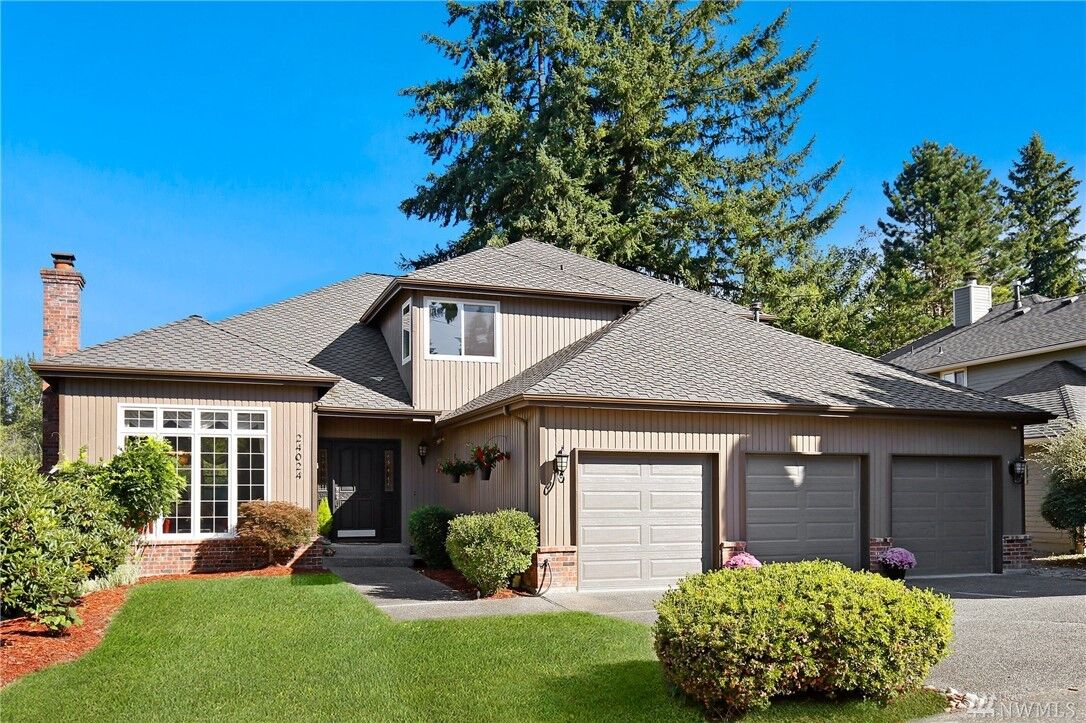 Property Photo:  24024 SE 37th Place  WA 98029 