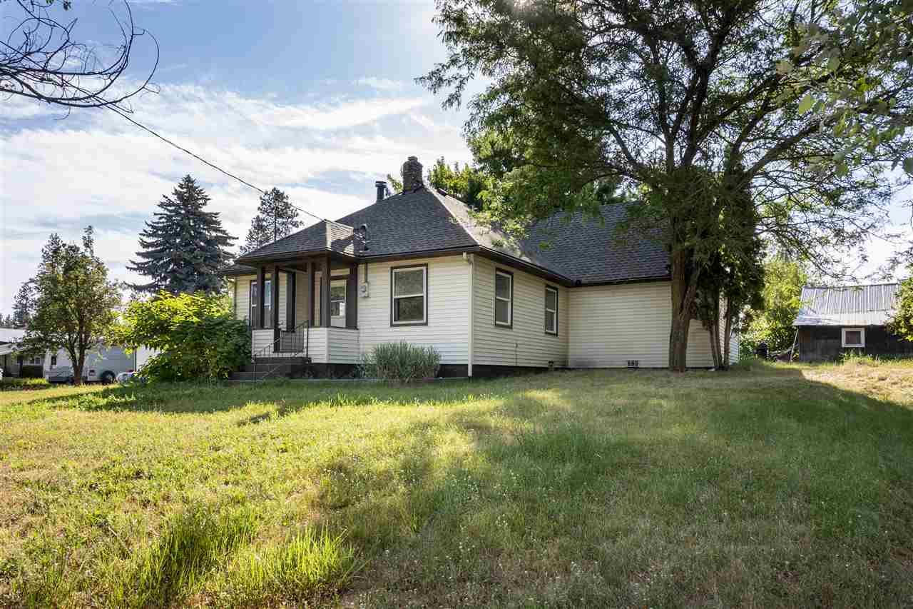 Property Photo:  27606 N Denison Rd  WA 99006 