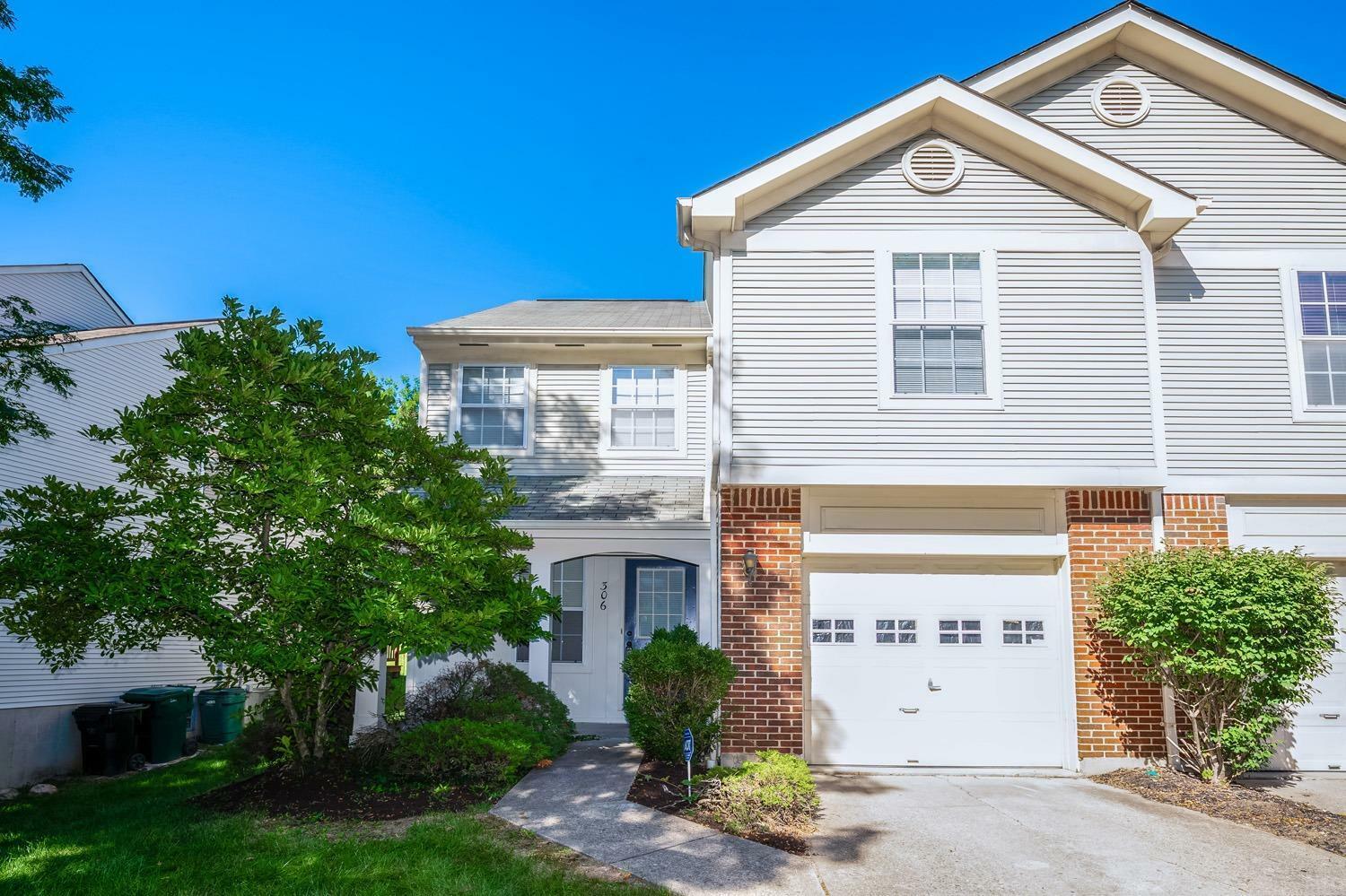 Property Photo: 306 Glenwood Ave OH 45217