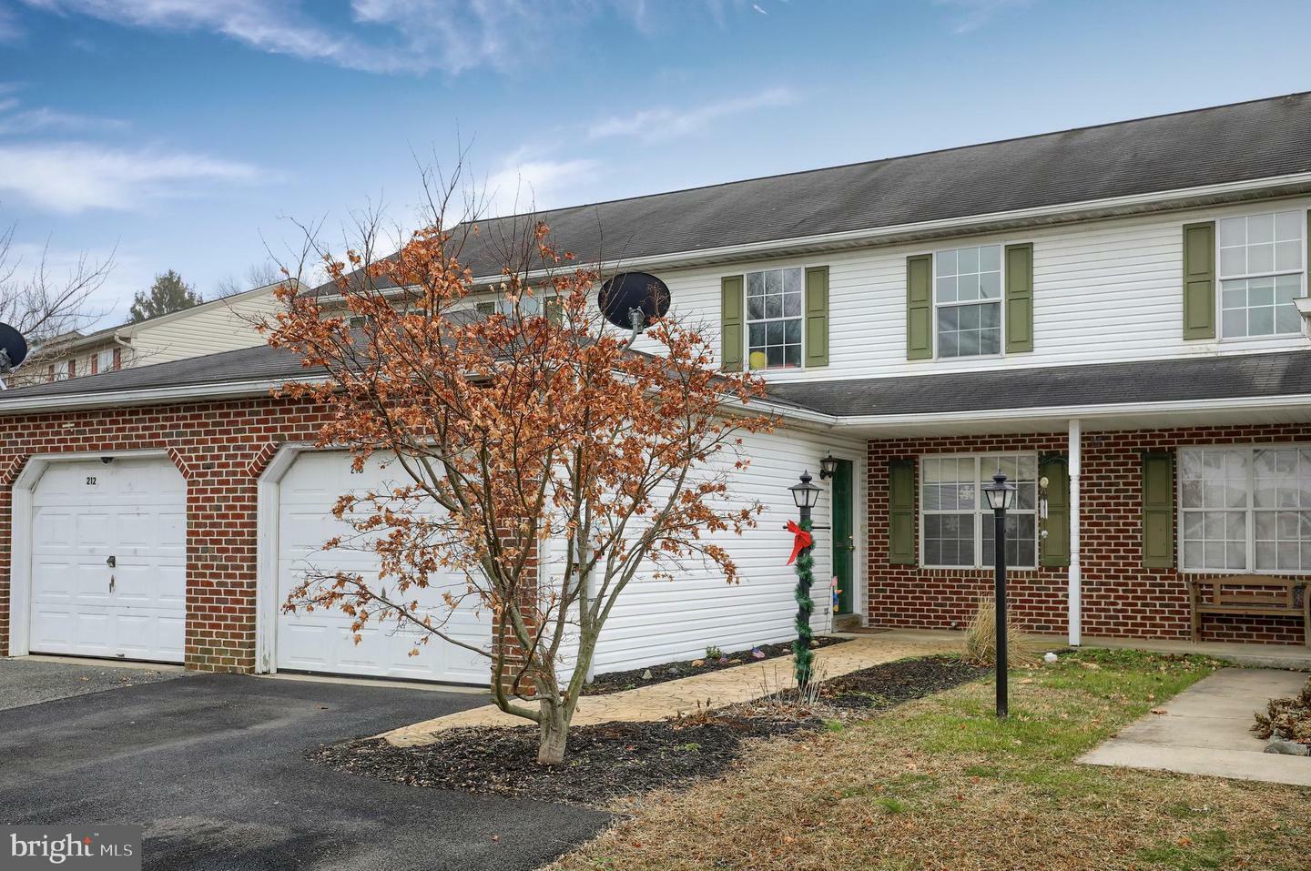 Property Photo:  210 Groffdale Road  PA 17566 