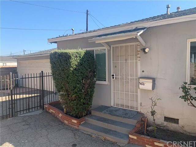 Property Photo:  18521 Bassett Street  CA 91335 