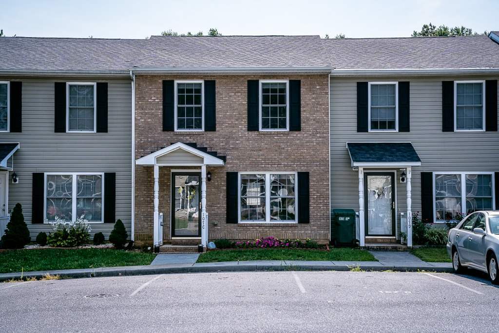 107 13th St C  Grottoes VA 24441 photo