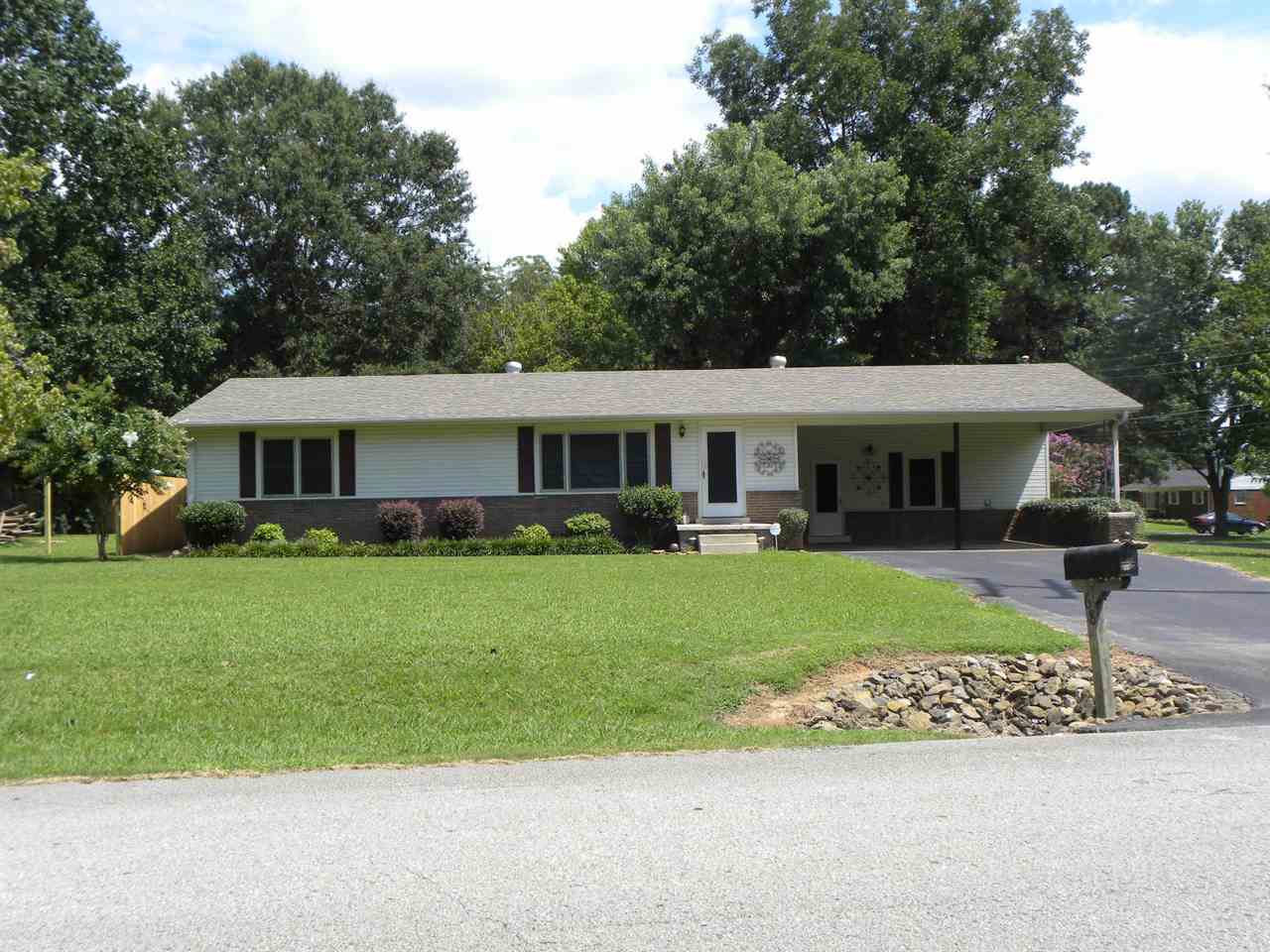 Property Photo:  68 Meadowbrook Drive  TN 38301 