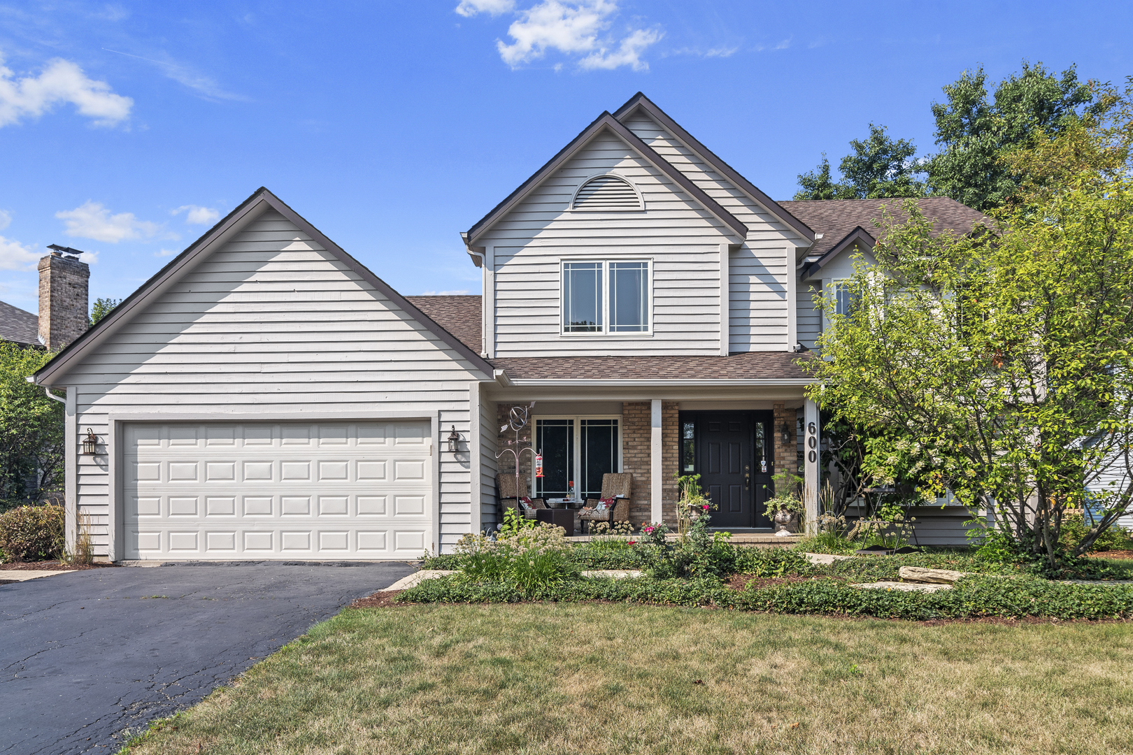 Property Photo: 600 Dilorenzo Drive IL 60565