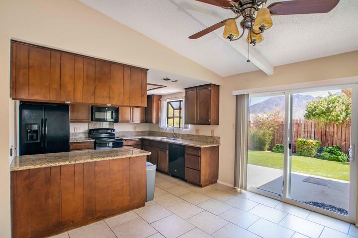 54860 Avenida Diaz  La Quinta CA 92253 photo