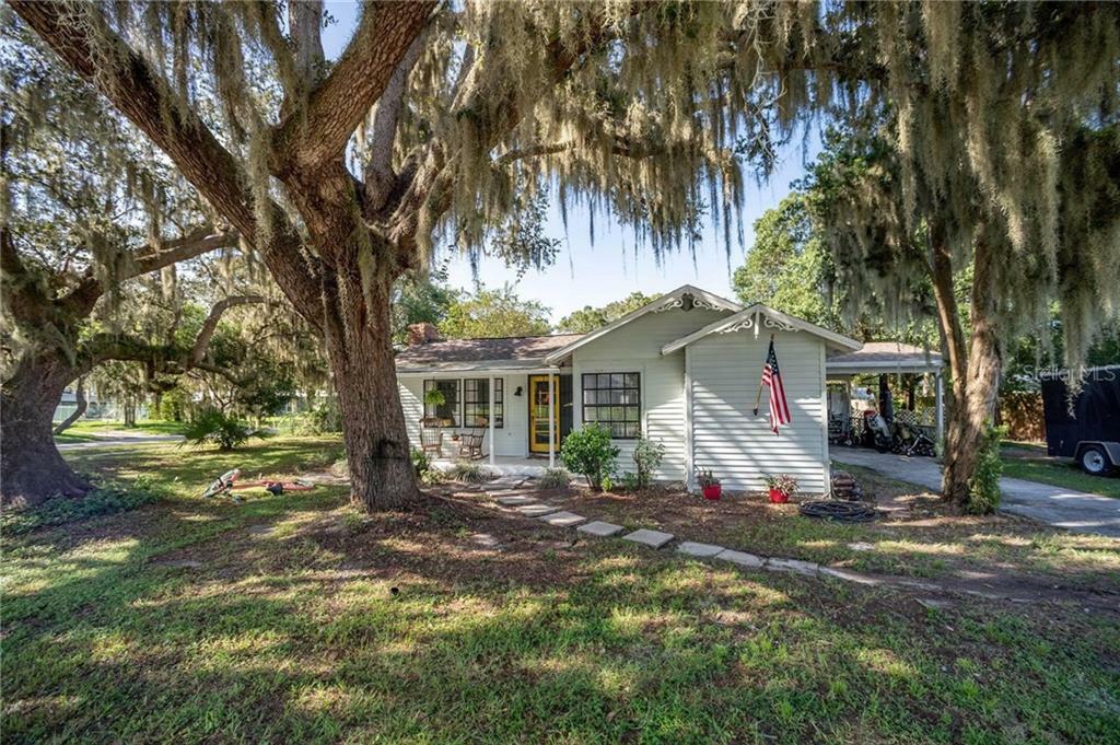 Property Photo:  730 W Whidden Street  FL 34266 