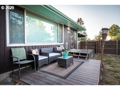 Property Photo:  2209 Laframbois Rd  WA 98660 