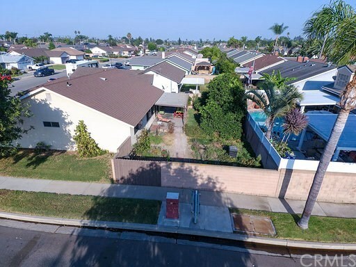 Property Photo:  9512 Innsbruck Drive  CA 92646 