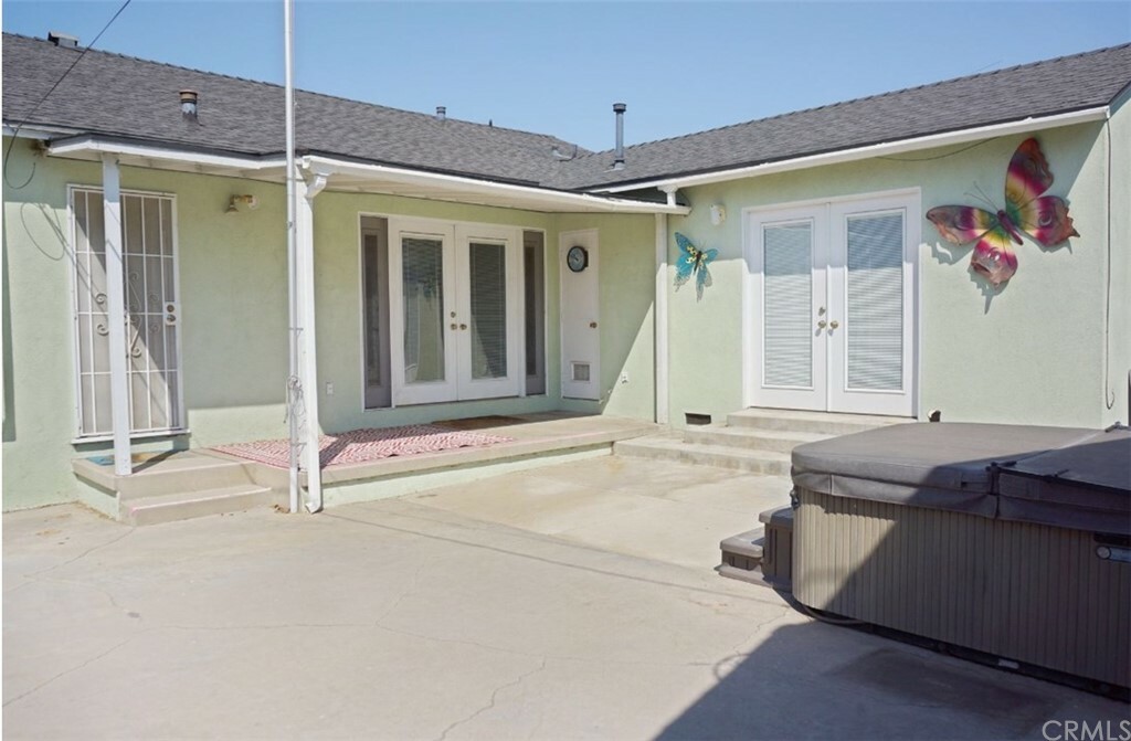 Property Photo:  4422 Maybank Avenue  CA 90712 