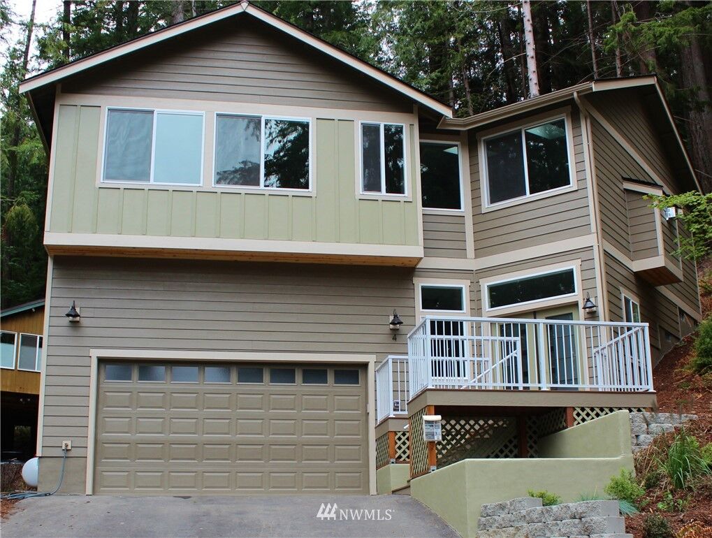 Property Photo:  4 Sugarpine Place  WA 98229 