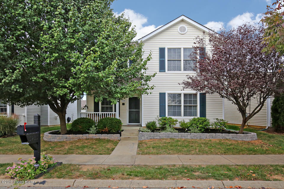 Property Photo: 5735 Bay Harbor Dr KY 40228