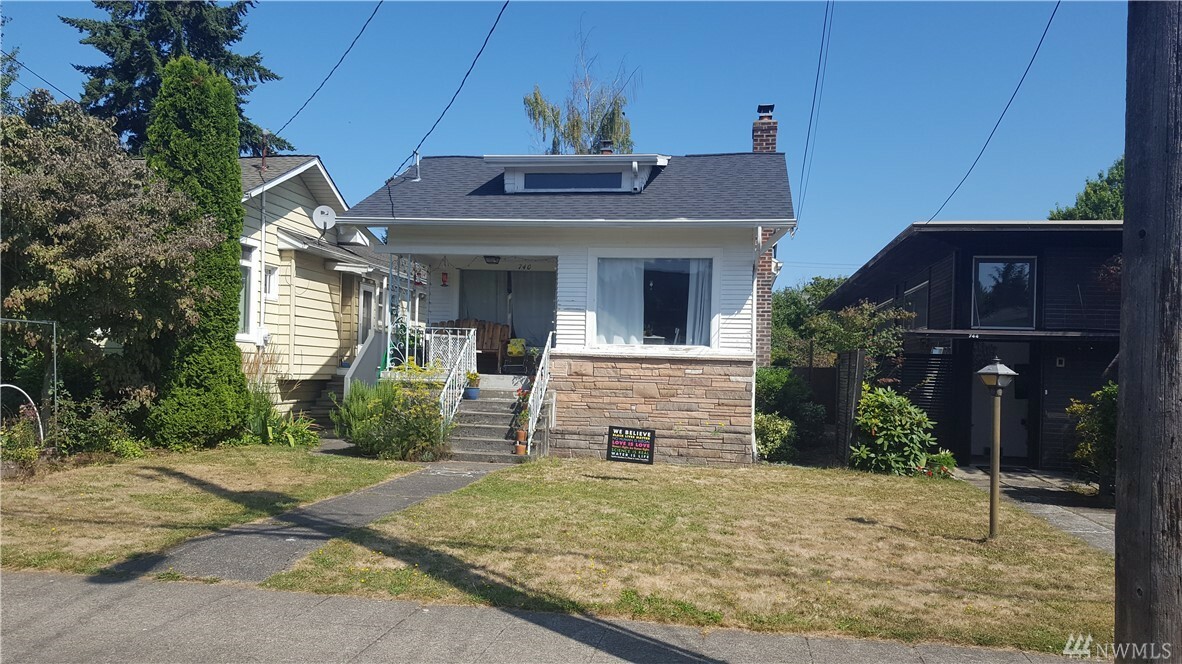 Property Photo:  740 N 66th St  WA 98103 