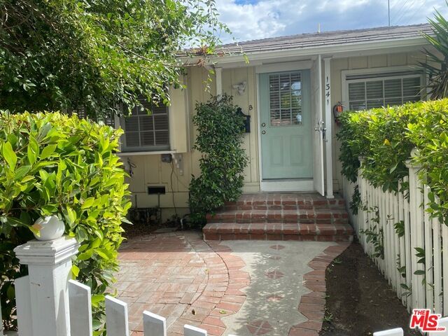 Property Photo: 1341 Princeton St B CA 90404