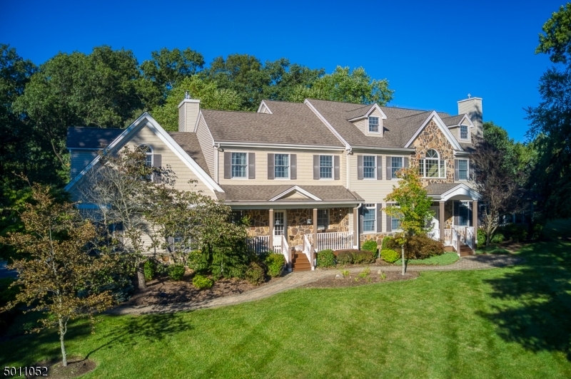 4 Julia Ct  Boonton Twp. NJ 07005 photo
