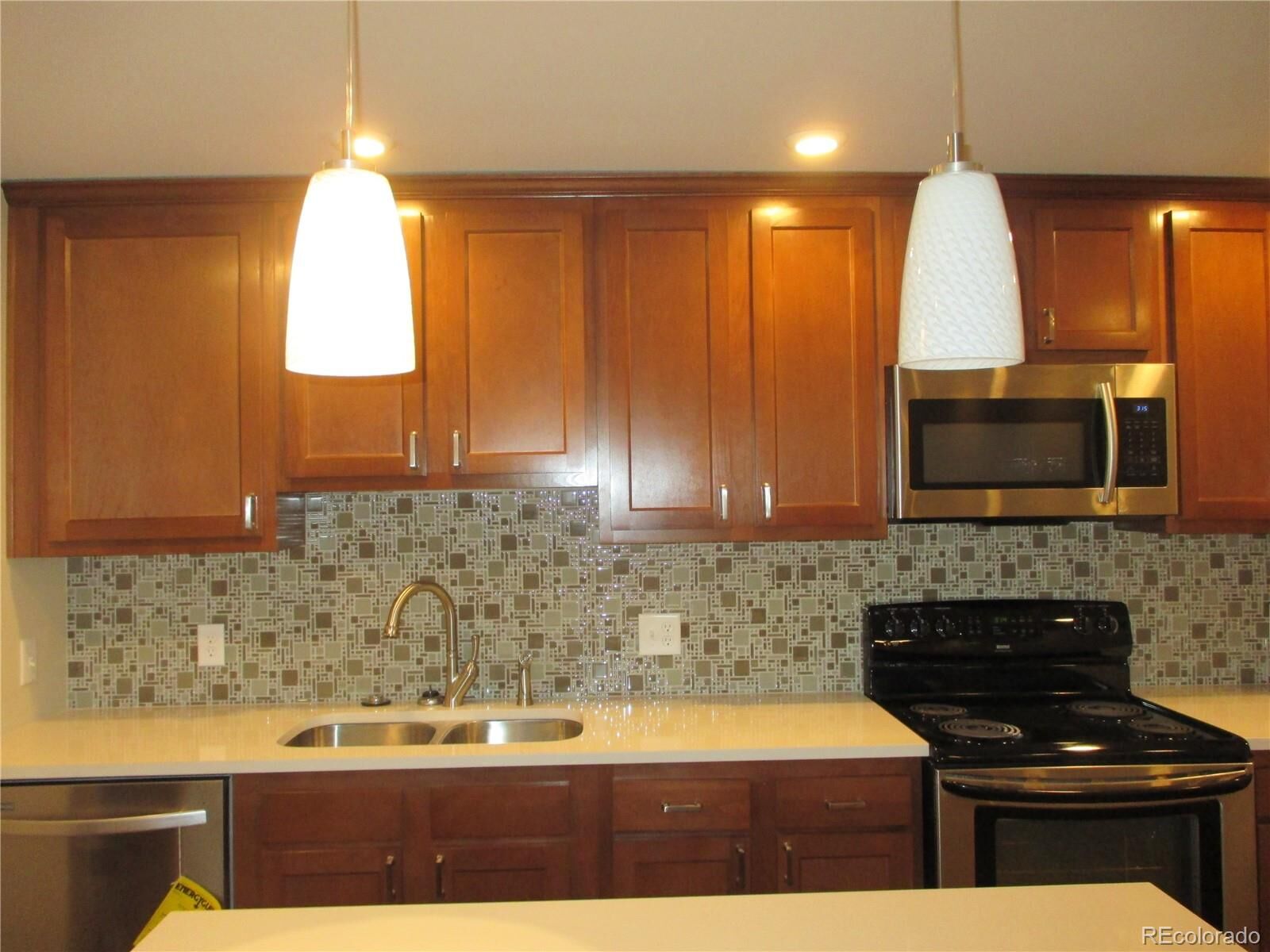 Property Photo:  1233 N Ogden Street 409  CO 80218 