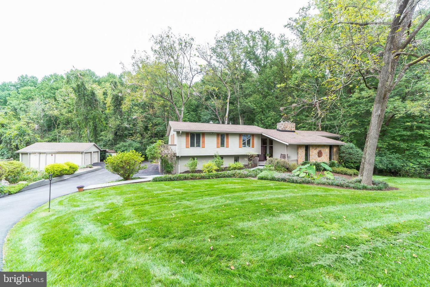 Property Photo:  1031 Dunvegan Road  PA 19382 