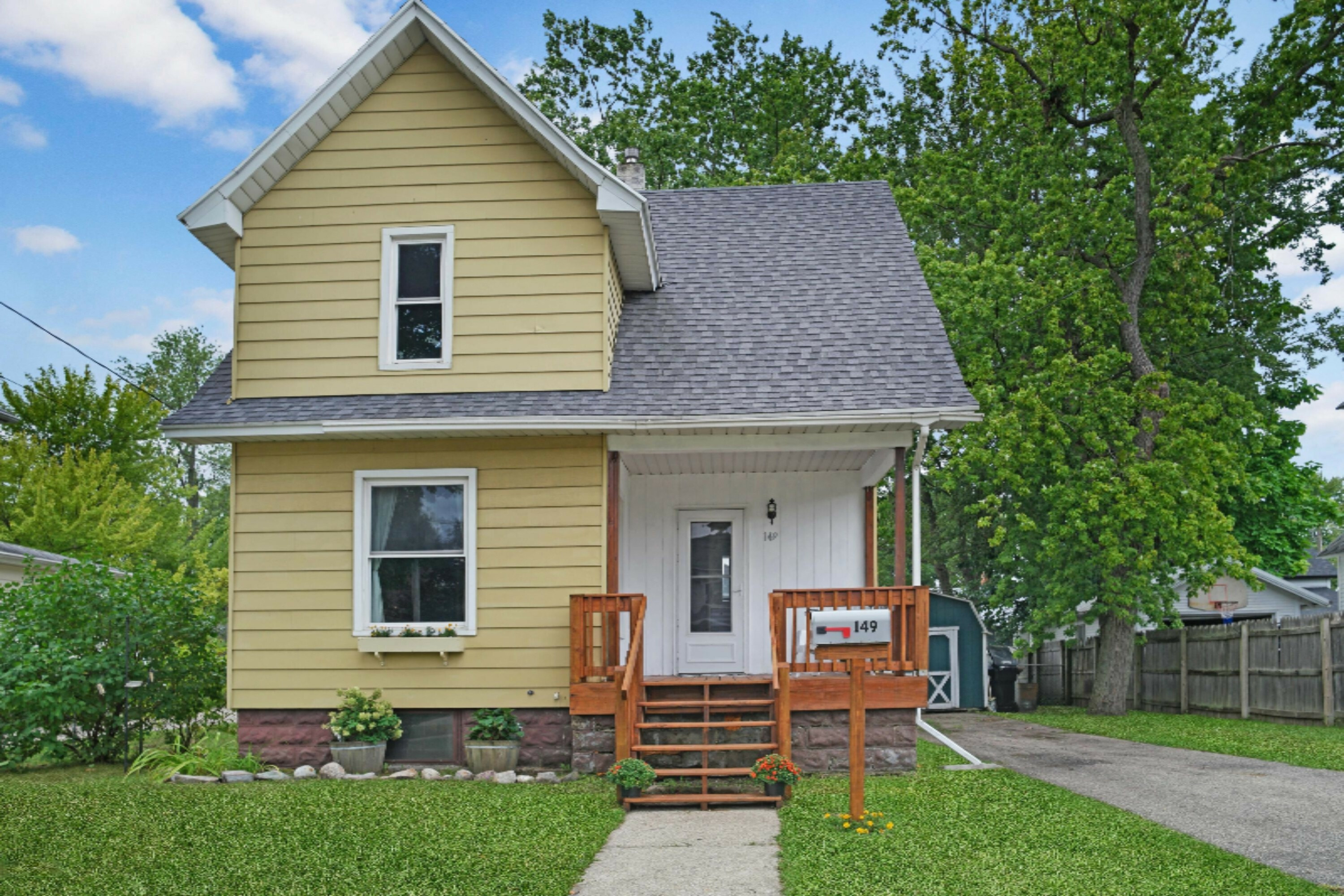 Property Photo:  149 S Union Street  MI 49345 