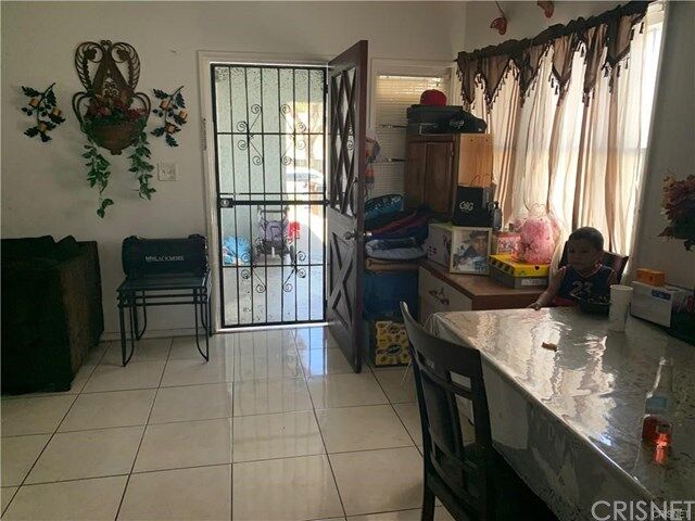 Property Photo:  1006 N Spring Avenue  CA 90221 