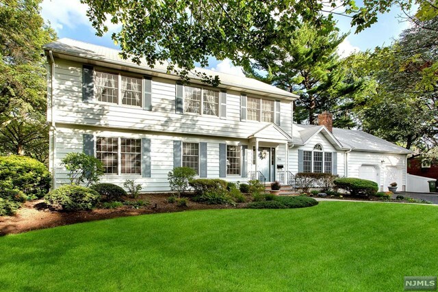 Property Photo:  784 Flint Place  NJ 07652 