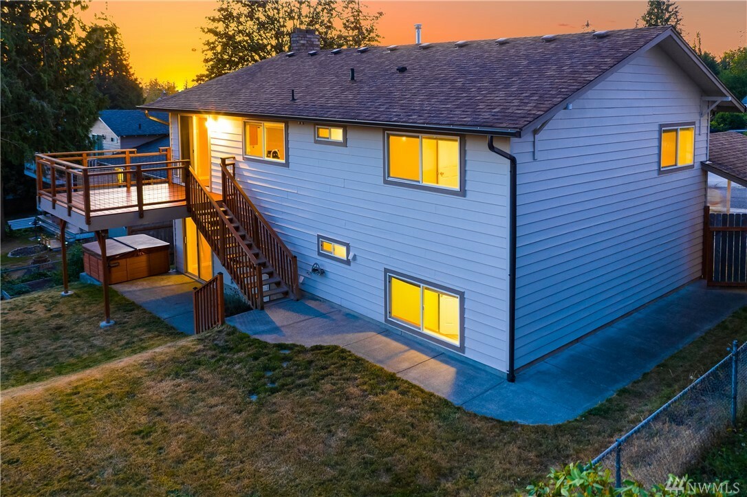 Property Photo: 3412 Crestline Place WA 98226