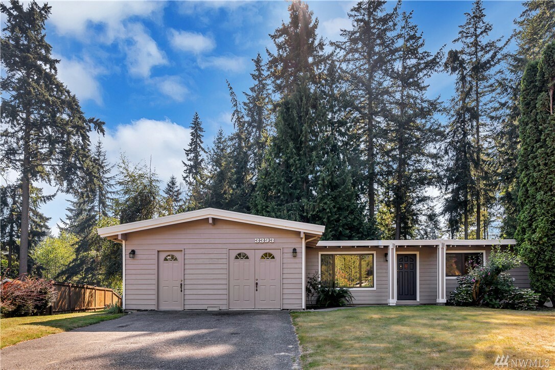 Property Photo:  3393 224th Place SW  WA 98036 