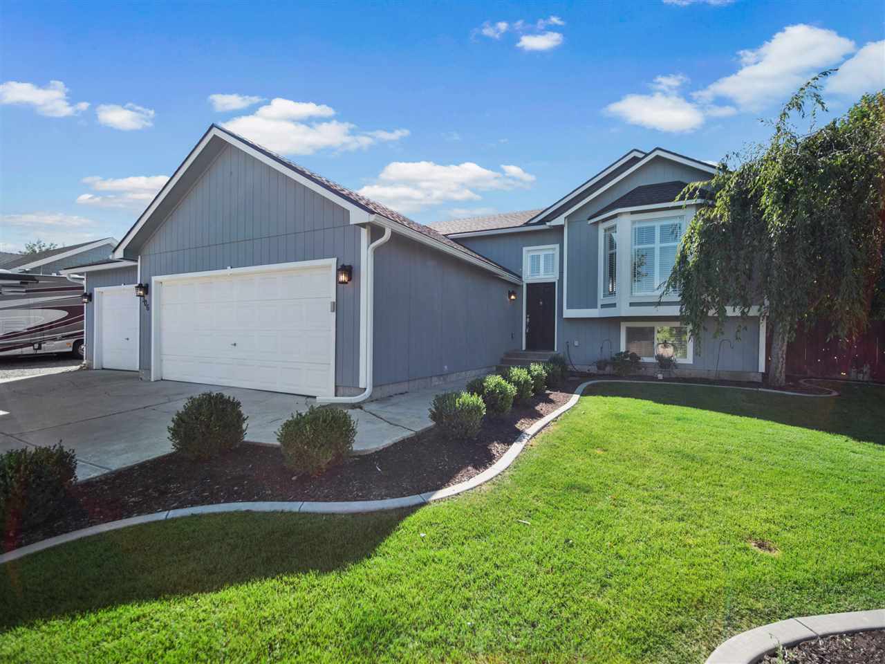 Property Photo: 306 E Handy Rd WA 99005-9132