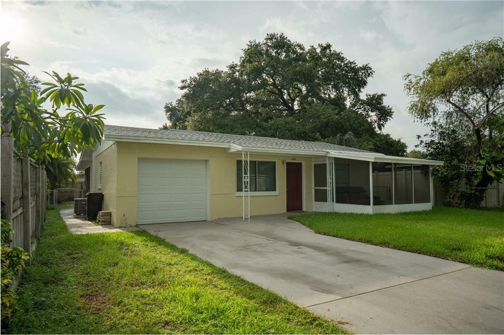 Property Photo:  6990 59th Street N  FL 33781 