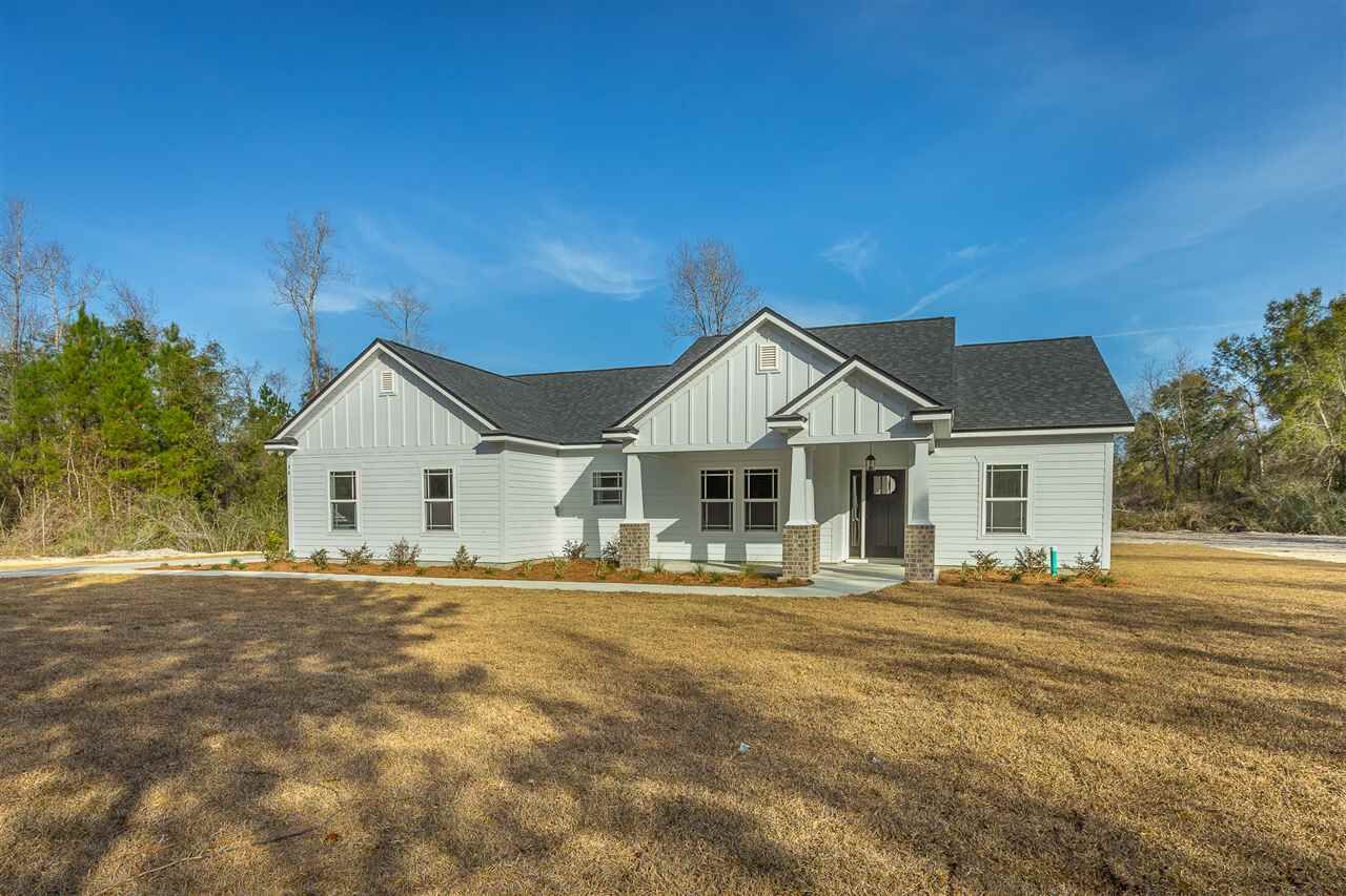 Property Photo: 76 Elm Ridge Loop FL 32327