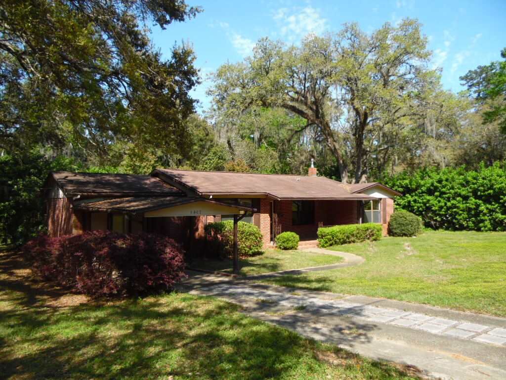Property Photo: 1402 Frederick Drive FL 32308