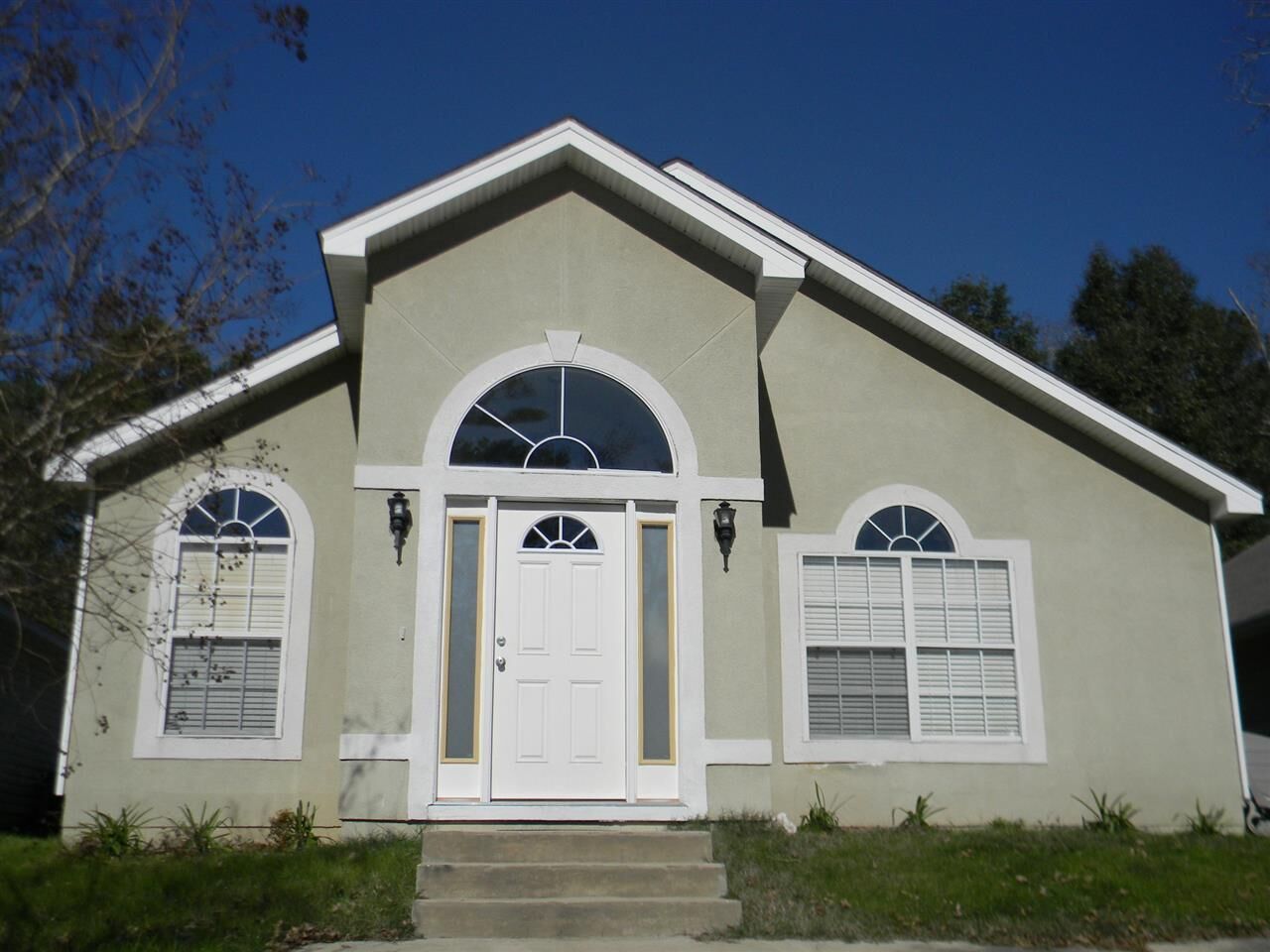 Property Photo:  2956 Viking Way  FL 32308 