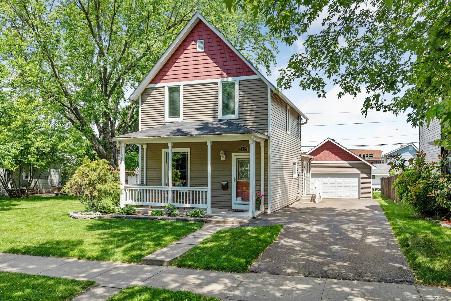 Property Photo:  2615 5th Avenue E  MN 55109 